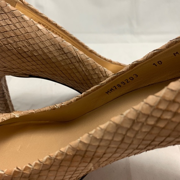 New Stuart Weitzman 10 tan snakeskin platform heel - Picture 8 of 8